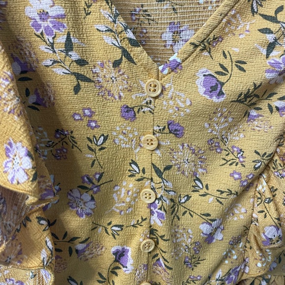 Floral Mustard Ruffle Top - Picture 4 of 4